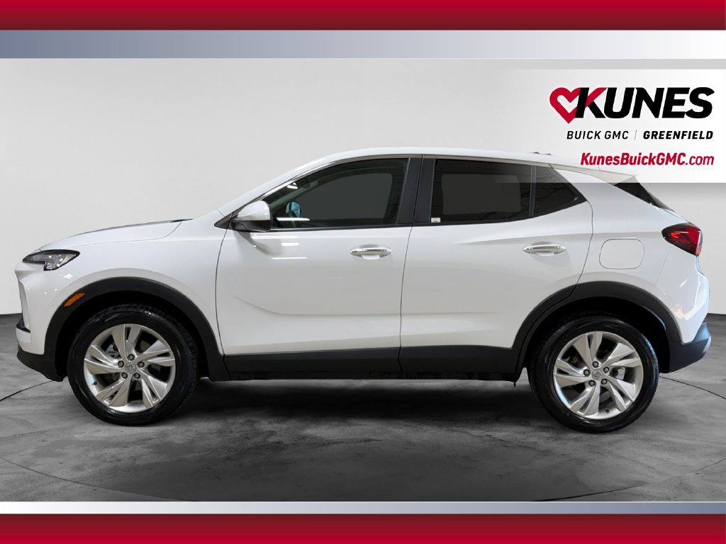 Used 2025 Buick Encore GX Preferred AWD/4WD image 5
