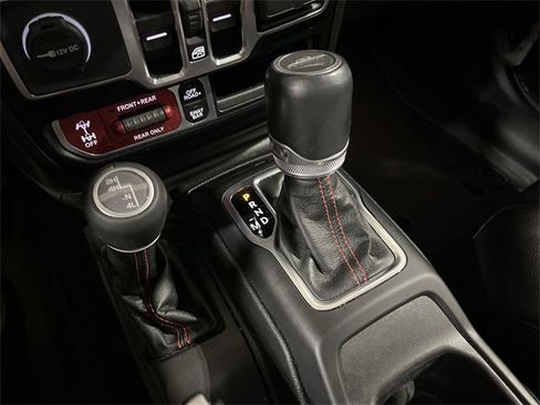 Used 2023 Jeep Gladiator Rubicon w/ LED Lighting Group image 25