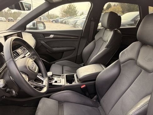 Certified 2022 Audi SQ5 Premium Plus w/ Premium Plus Package image 7