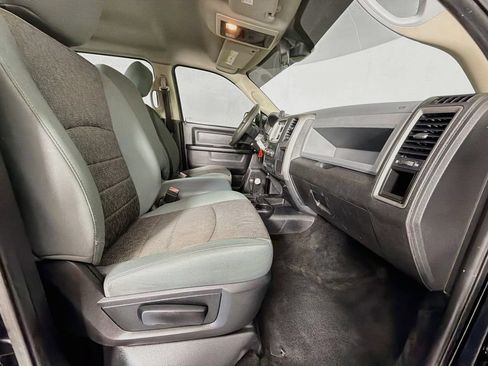 Used 2013 RAM 2500 Tradesman w/ Chrome Appearance Group AWD/4WD image 28