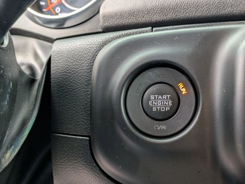Used 2023 Jeep Wrangler Unlimited Sahara AWD/4WD image 25