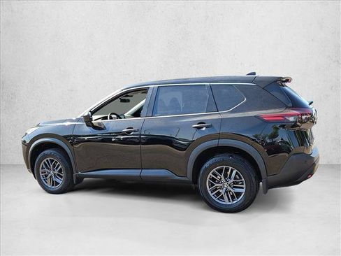 Used 2021 Nissan Rogue S FWD image 7