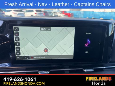 Used 2024 Kia Carnival EX FWD image 22