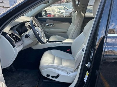 Certified 2023 Volvo XC90 B6 Plus w/ Protection Package Premier image 7