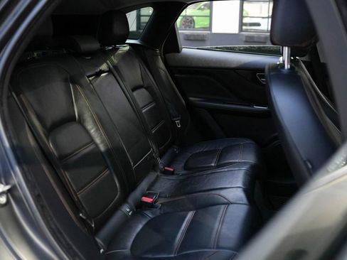 Used 2018 Jaguar F-PACE Prestige AWD/4WD image 30