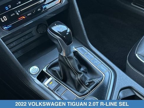 Used 2022 Volkswagen Tiguan SEL R-Line AWD/4WD image 24
