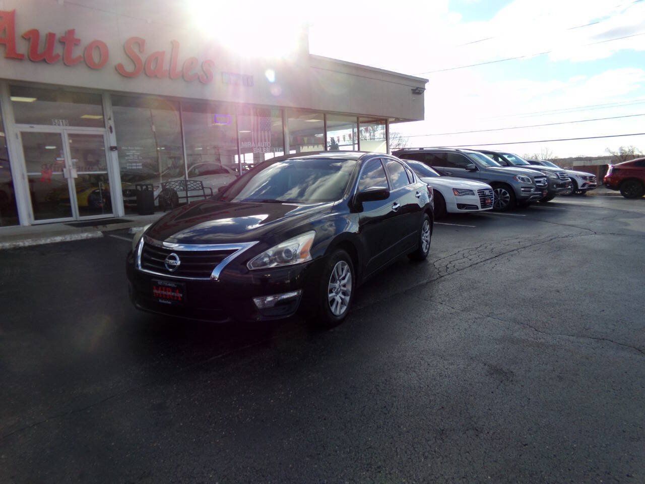 Used 2013 Nissan Altima 2.5 S FWD image 2