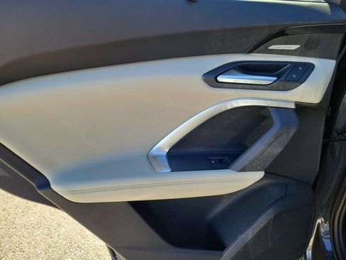 Certified 2025 Audi Q5 Premium Plus w/ Premium Plus image 12