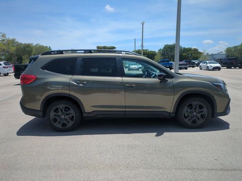 Used 2024 Subaru Ascent Onyx Edition AWD/4WD image 5