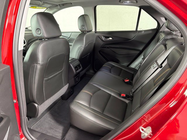 Used 2023 Chevrolet Equinox Premier AWD/4WD image 16