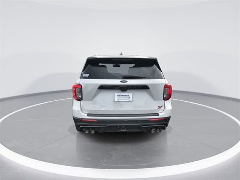 Used 2022 Ford Explorer ST w/ Equipment Group 401A image 7