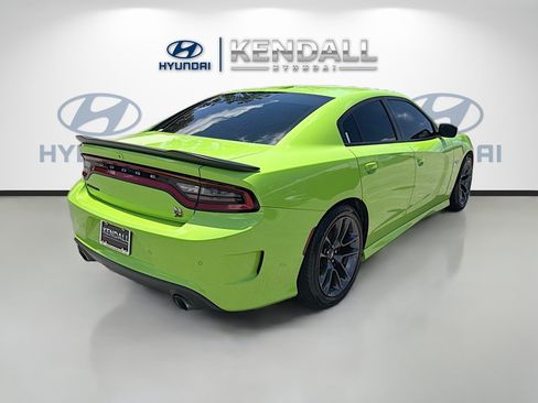 Used 2023 Dodge Charger Scat Pack w/ Technology Group RWD image 6