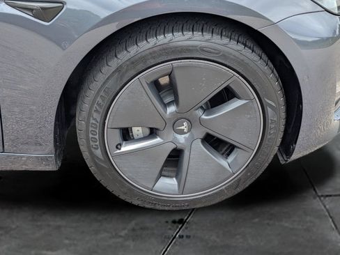 Used 2021 Tesla Model 3 Standard Range Plus RWD image 11