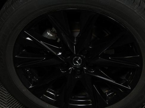 Used 2023 MAZDA CX-5 Carbon Edition image 6