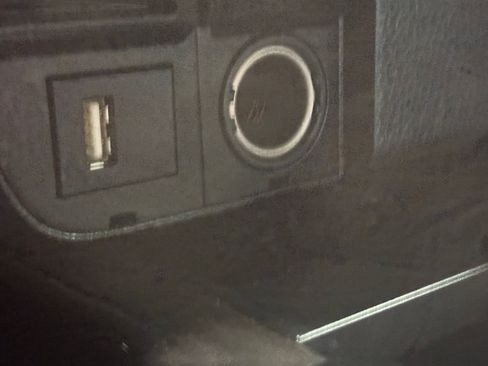Used 2022 Toyota Camry XSE w/ Cold Weather Package FWD image 21