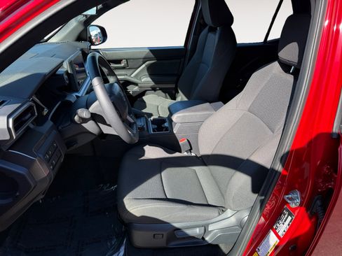 Used 2025 Toyota 4Runner SR5 image 10