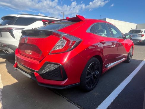 Used 2019 Honda Civic EX image 4