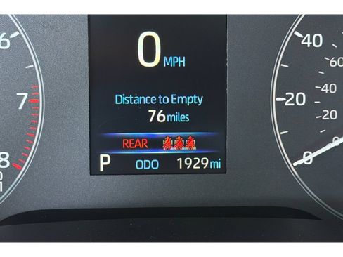 Certified 2025 Toyota Corolla LE FWD image 27