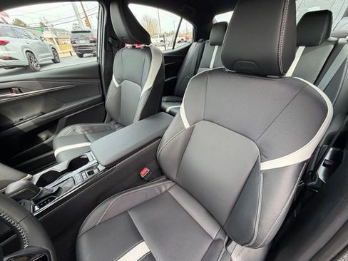 Used 2026 Toyota Camry SE image 16