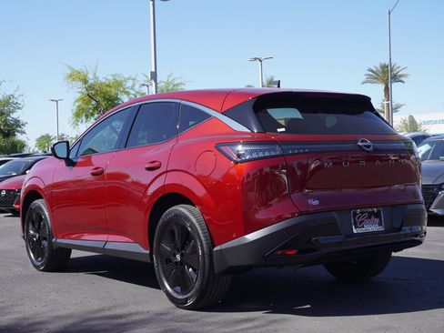 Used 2025 Nissan Murano SV FWD image 3