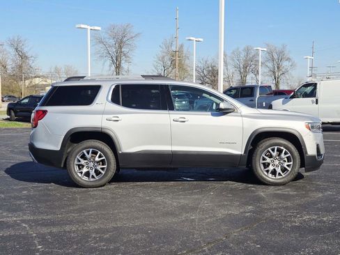 Used 2020 GMC Acadia SLT image 2