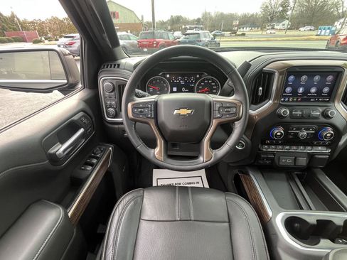 Used 2019 Chevrolet Silverado 1500 High Country w/ Trailer Camera Package image 4