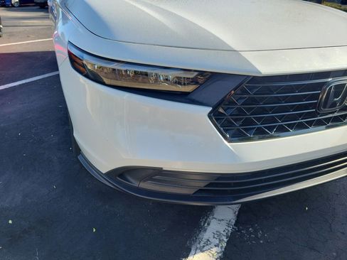 Used 2023 Honda Accord Sport image 9