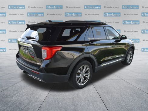 Used 2021 Ford Explorer XLT w/ Equipment Group 202A AWD/4WD image 6