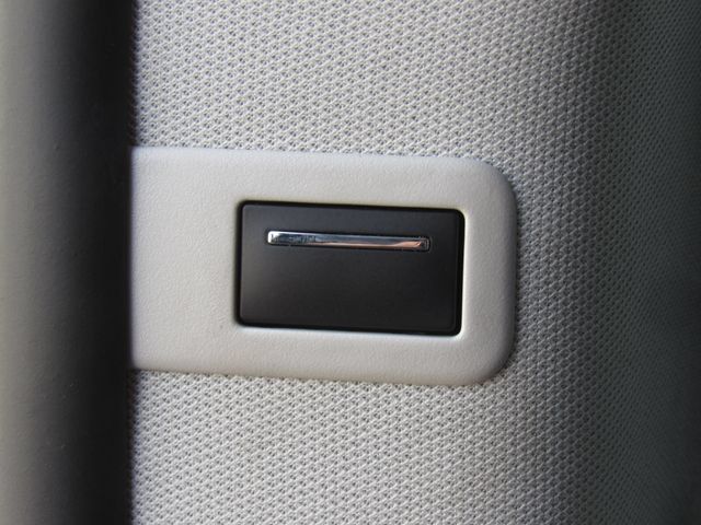 Used 2023 Mercedes-Benz Metris Passenger image 31