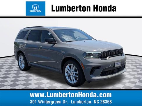 Used 2024 Dodge Durango GT RWD image 1