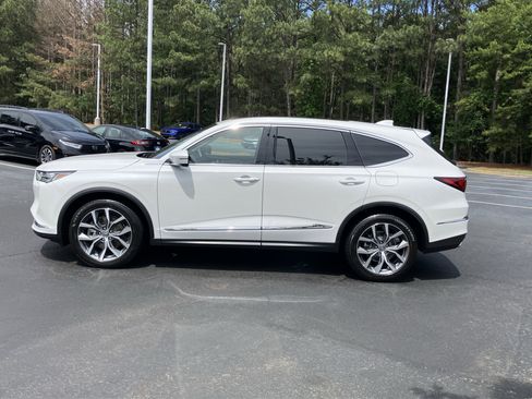 Used 2024 Acura MDX SH-AWD w/ Technology Package image 7