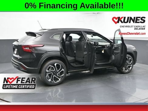 New 2026 Chevrolet Trax RS w/ Sunroof Package FWD image 47