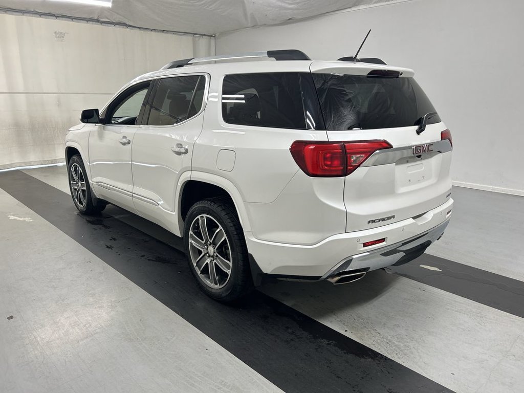 Used 2019 GMC Acadia Denali w/ Technology Package AWD/4WD image 7