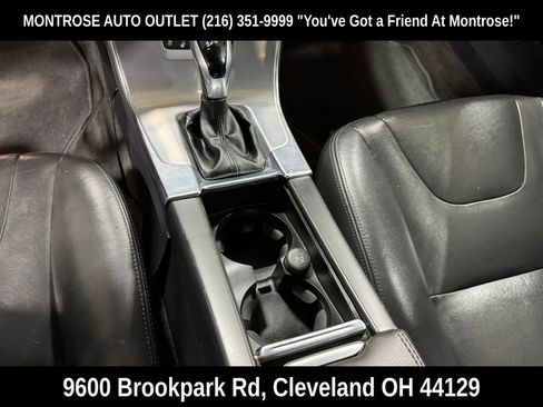 Used 2018 Volvo S60 T5 Inscription image 22