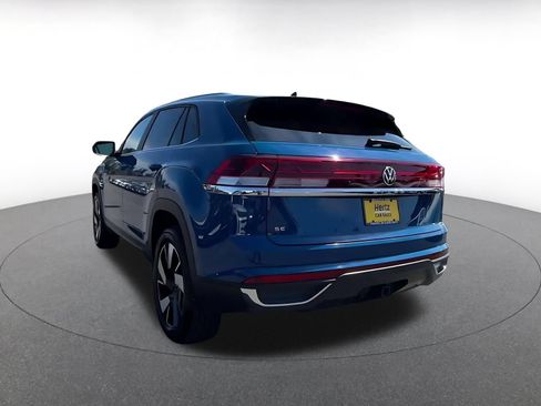 Used 2026 Volkswagen Atlas Cross Sport SE FWD image 9