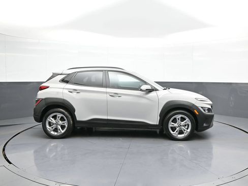 Certified 2022 Hyundai Kona SEL w/ Convenience Package AWD/4WD image 5