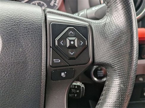 Used 2017 Toyota Tacoma TRD Pro image 17