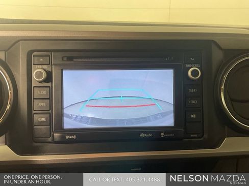 Used 2017 Toyota Tacoma SR5 w/ Tow Package RWD image 11
