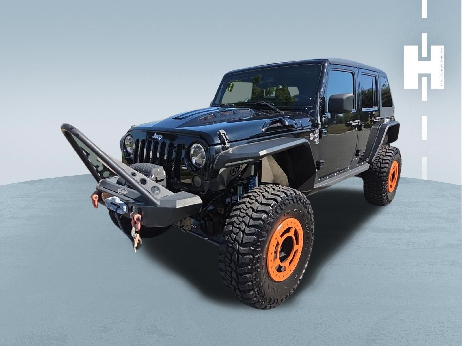Used 2015 Jeep Wrangler Unlimited Rubicon w/ Connectivity Group AWD/4WD image 3