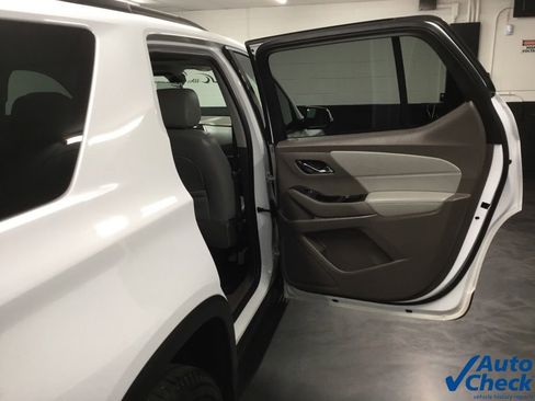 Used 2019 Chevrolet Traverse LT w/ LT Premium Package image 35