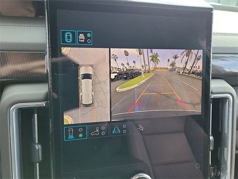 Used 2025 GMC Yukon XL Elevation w/ Technology Package image 13