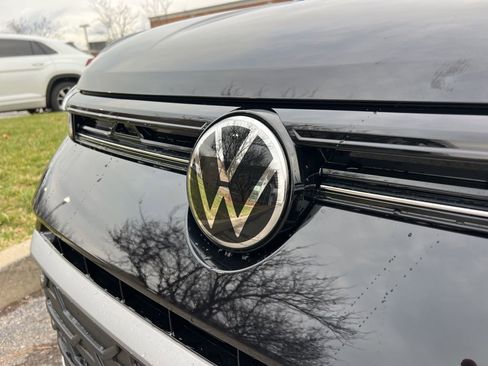 New 2026 Volkswagen Taos S image 10