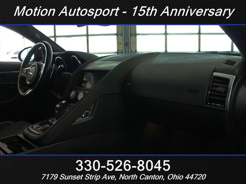Used 2020 Jaguar F-TYPE Coupe RWD image 36