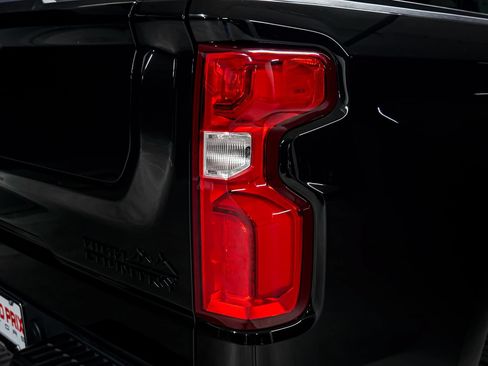 Used 2024 Chevrolet Silverado 1500 High Country w/ Midnight Edition AWD/4WD image 44