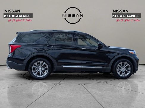 Used 2021 Ford Explorer Limited w/ Equipment Group 301A RWD image 4