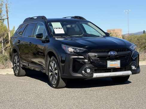 Used 2023 Subaru Outback Limited image 6