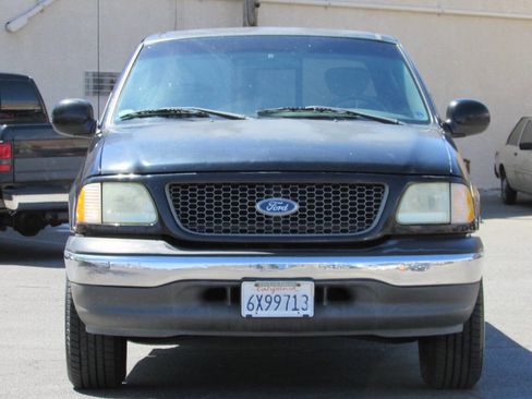 Used 2002 Ford F150 XLT image 8