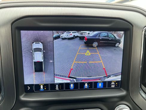 Used 2023 GMC Sierra 2500 Denali w/ Denali Ultimate Package image 12