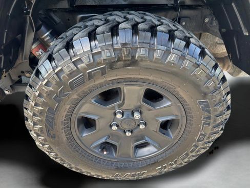Used 2021 Jeep Gladiator Mojave AWD/4WD image 32