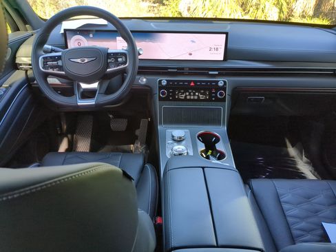 Used 2025 Genesis GV80 3.5T image 15